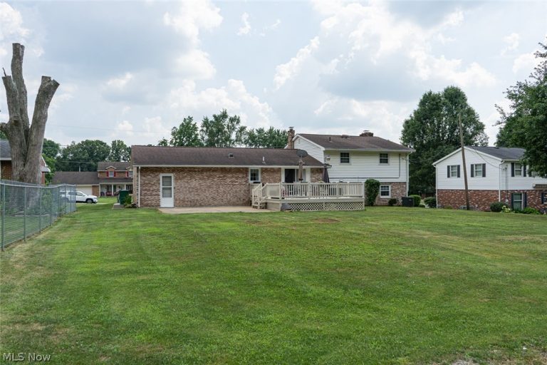 4935 Quincy Street, Canton, OH - Photo 2