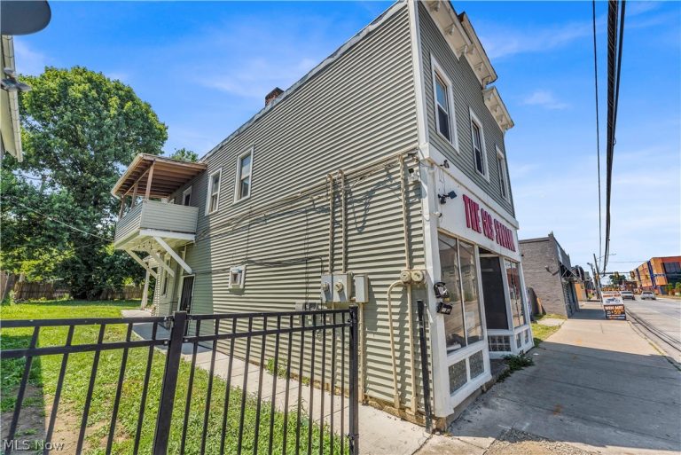 5011 Clark Avenue #2/UP, Cleveland, OH, 44102