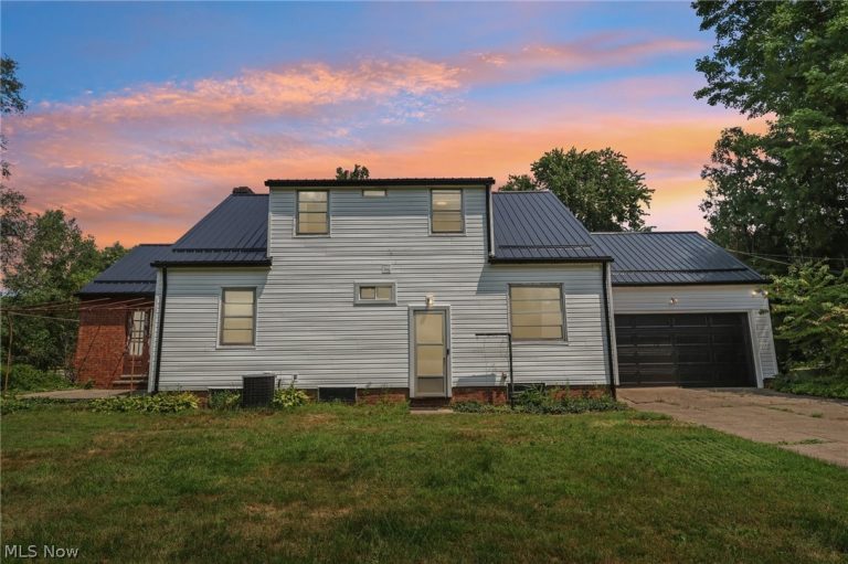 26815 Butternut Ridge Road, North Olmsted, OH - Photo 4