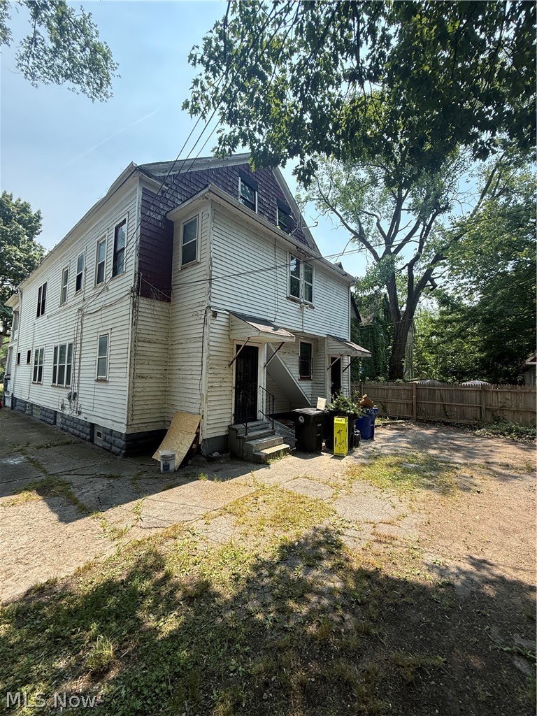 920 Wheelock Road, Cleveland, OH - Photo 2