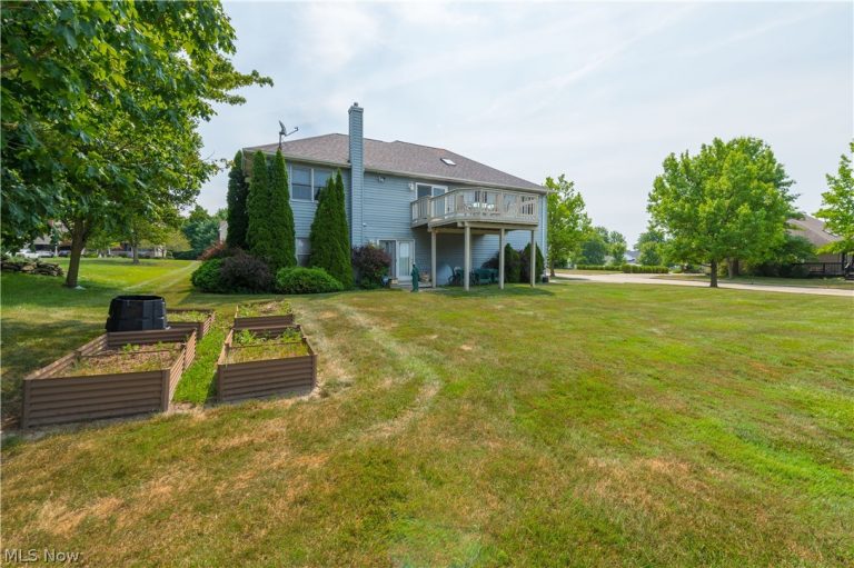 14122 Ashley Lane, North Royalton, OH - Photo 5