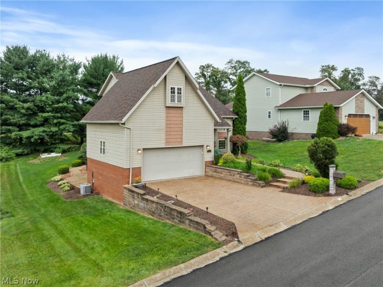 323 Harmony Drive, Wintersville, OH - Photo 3