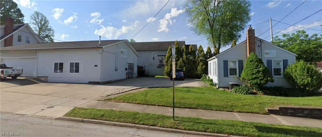 2055 Main Street, Akron, OH