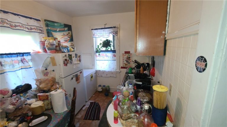 9620 Fuller Avenue, Cleveland, OH - Photo 4