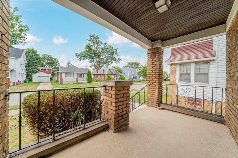 19541 Naumann Avenue, Euclid, OH - Photo 4