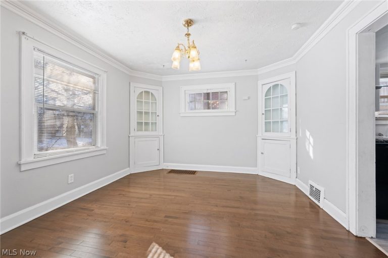 3499 Blanche Avenue, Cleveland Heights, OH - Photo 6