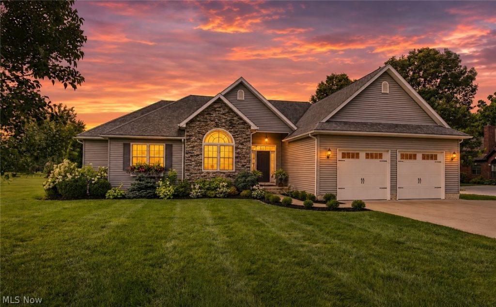 2074 Countryside Drive, Salem, OH