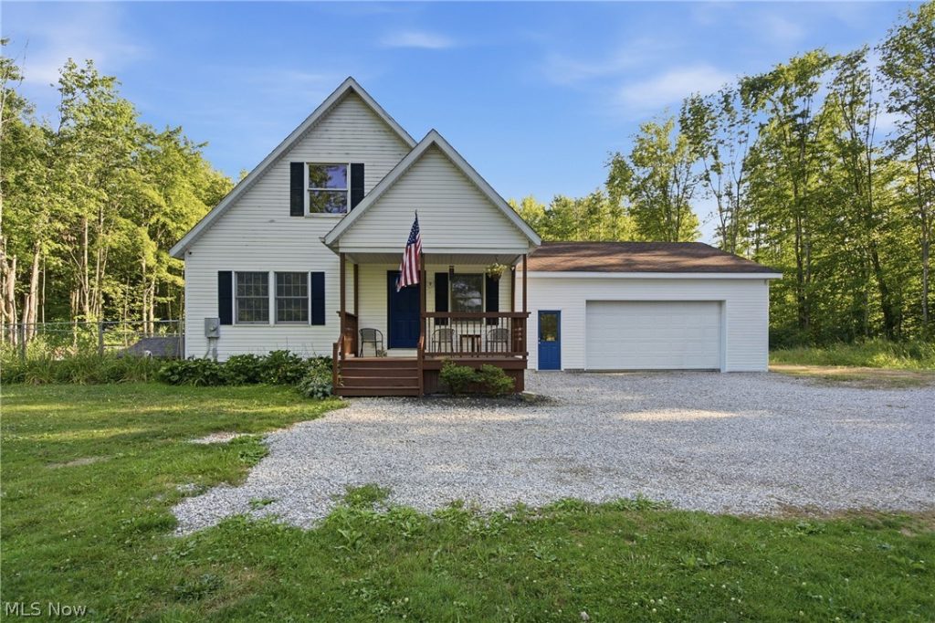 1318 Daly Road, Ashtabula, OH