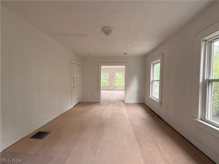 2278 70th Street, Cleveland, OH - Photo 8