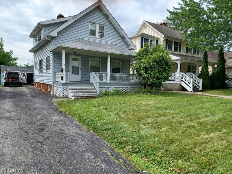 12010 Derby Avenue, Garfield Heights, OH - Photo 2