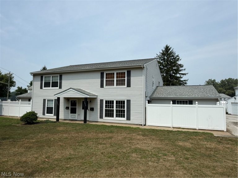 3090 Princeton Street, Madison, OH - Photo 2