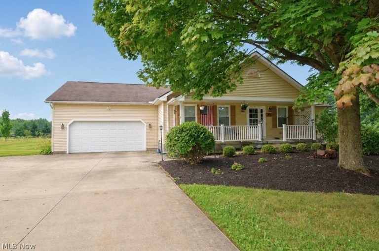 5566 River Road, Madison, OH - Photo 2