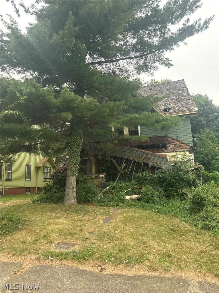 1910 Rosemont Road, Cleveland, OH - Photo 3