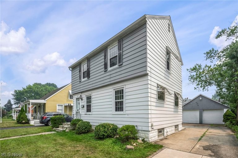 127 Lafayette Street, Elyria, OH - Photo 5