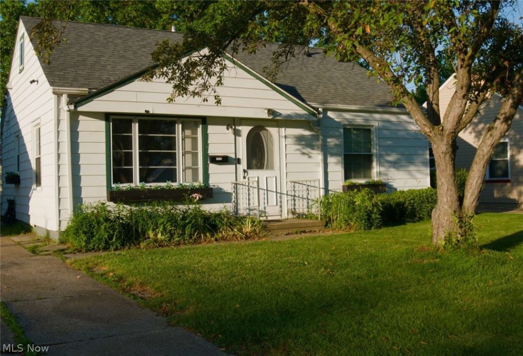 15731 Mina Avenue, Cleveland, OH