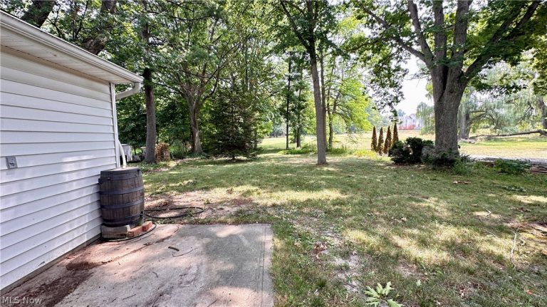 627 Trebisky Road, South Euclid, OH - Photo 6