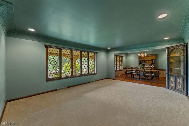 8243 North Lima Road, Poland, OH - Photo 3