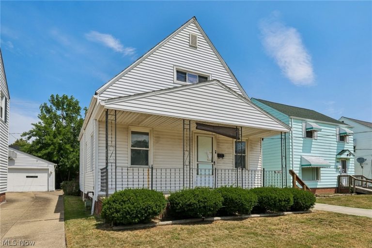 20831 Naumann Avenue, Euclid, OH - Photo 3