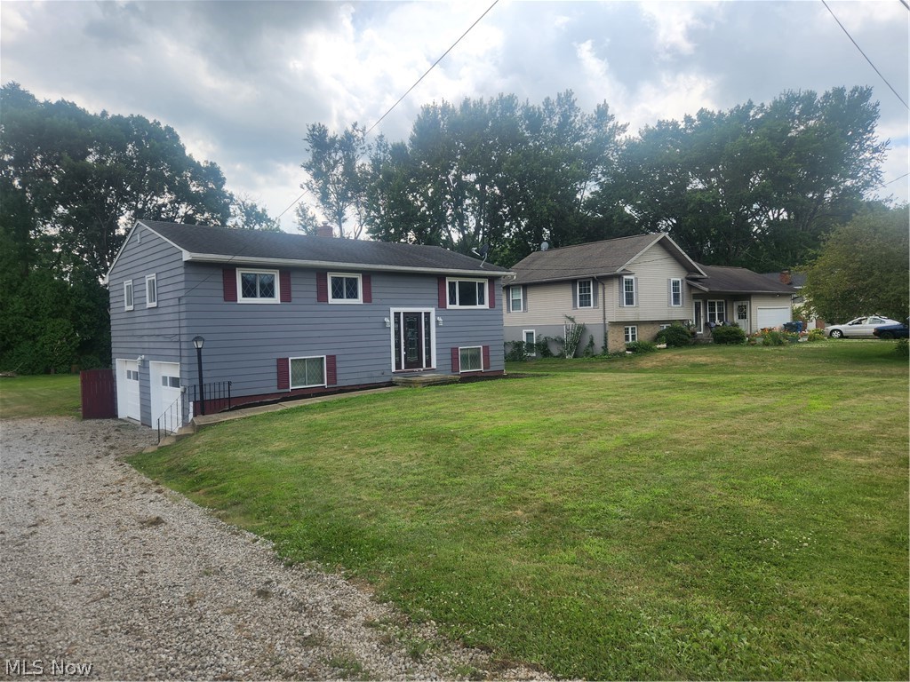1168 Everbright Drive, Uniontown, OH