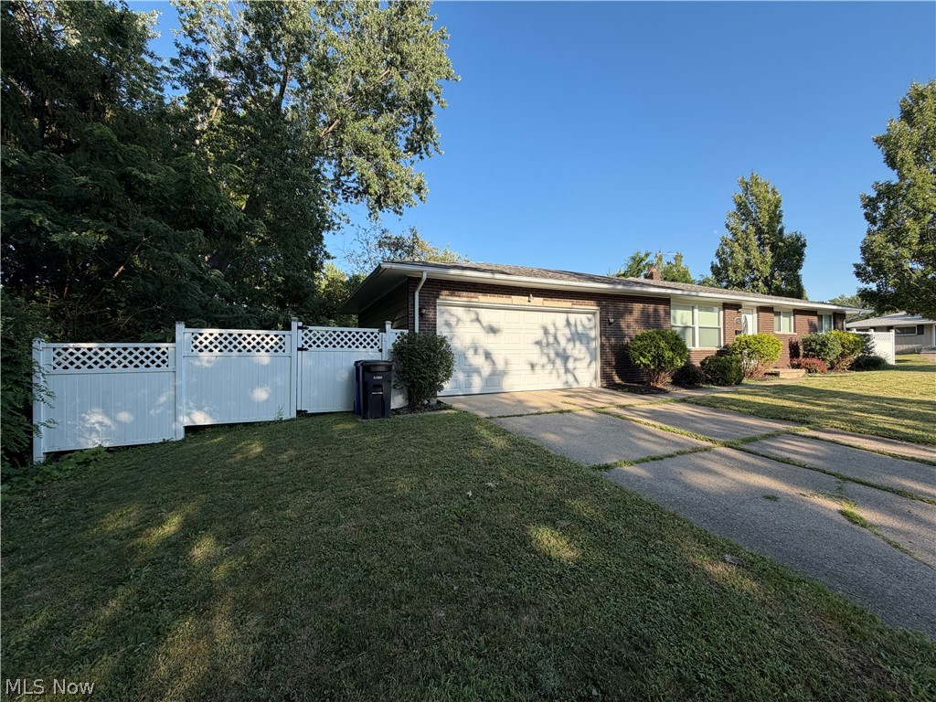 4725 Eric Avenue, Cleveland, OH