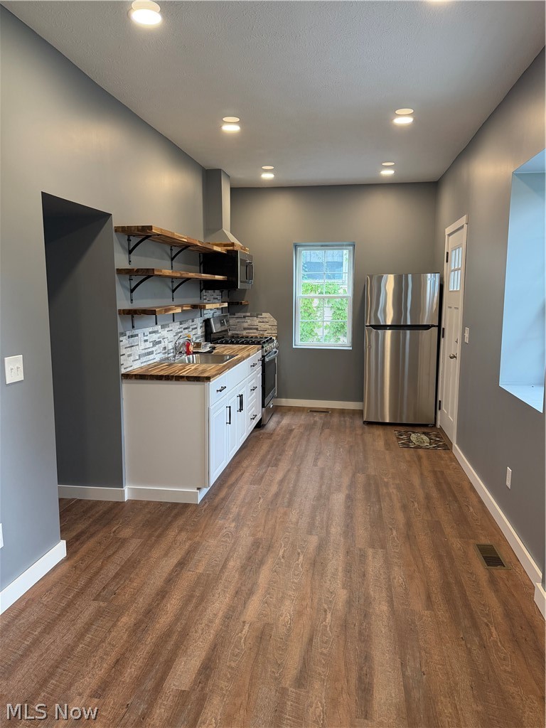 76 Main Street, Salineville, OH - Photo 5
