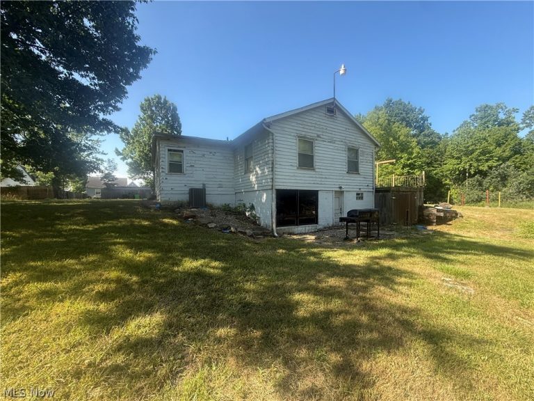 4636 143rd Street, Garfield Heights, OH - Photo 4