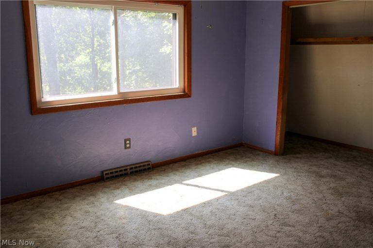 13893 County Road 100, Lakeville, OH - Photo 8