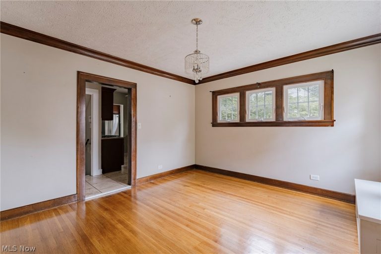 1660 Maple Road, Cleveland Heights, OH - Photo 6