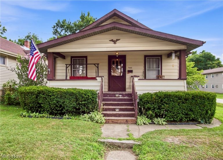 1006 Pershing Road, Zanesville, OH, 43701