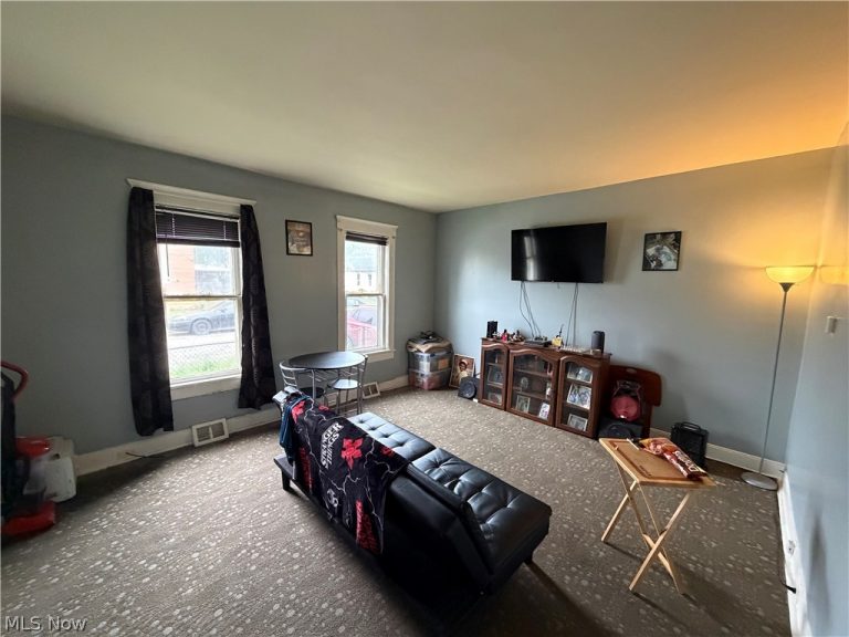 3317 50th Street, Cleveland, OH - Photo 4