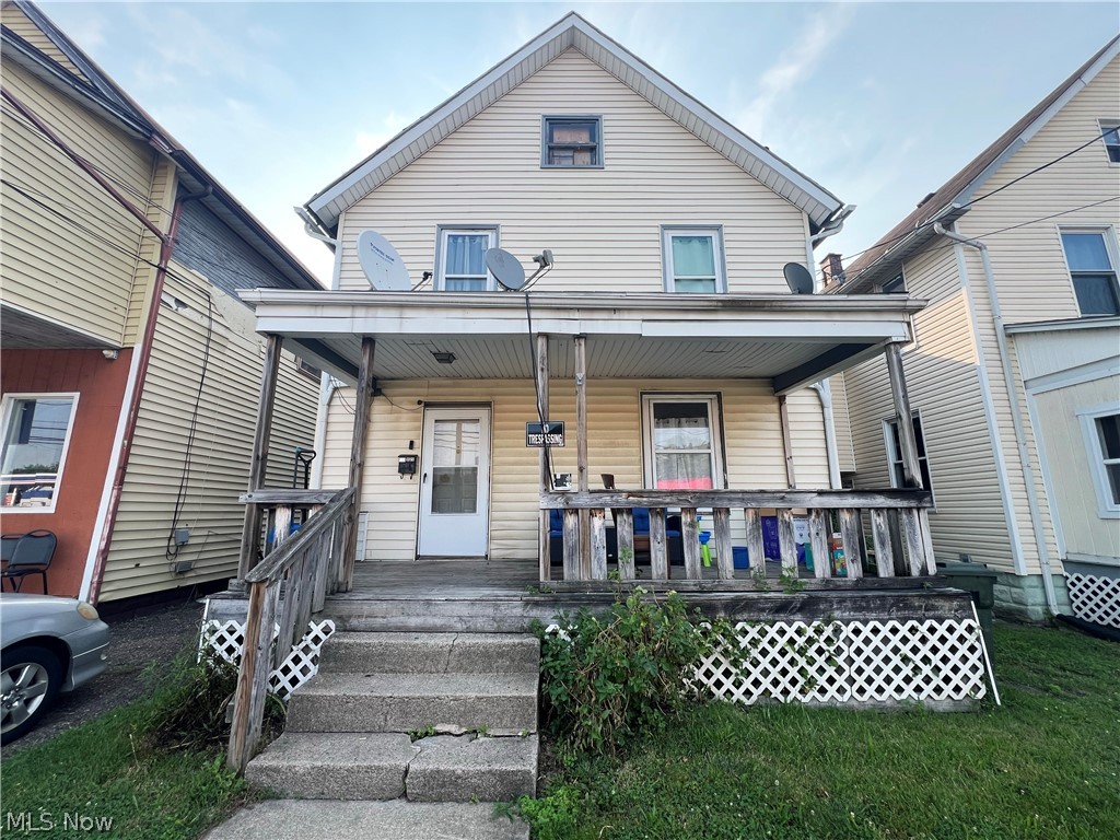 904 Harrison Avenue, Canton, OH