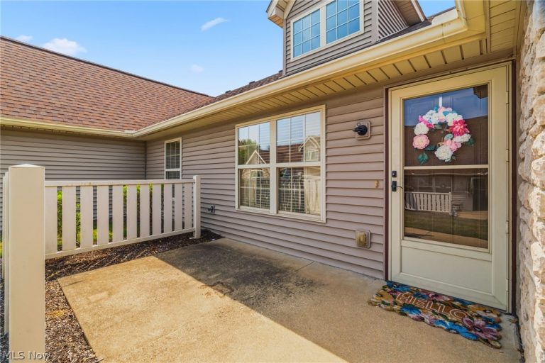 2601 Barnstone Avenue, Canton, OH - Photo 3