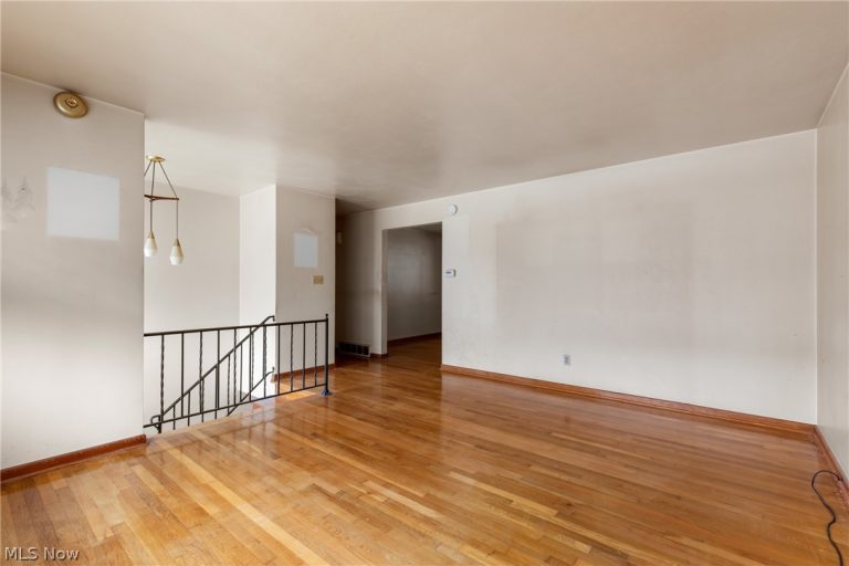 333 PATRICIA Avenue, Weirton, WV - Photo 6
