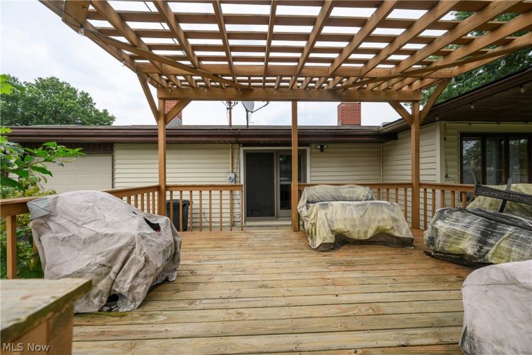 606 10th Drive, New Philadelphia, OH - Photo 5