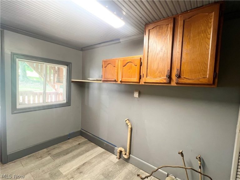 457 Sharp Avenue, Salem, OH - Photo 8