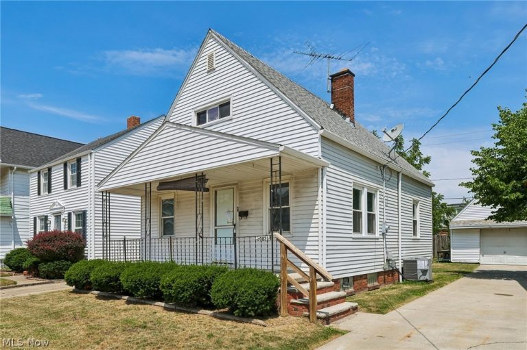 20831 Naumann Avenue, Euclid, OH - Photo 2
