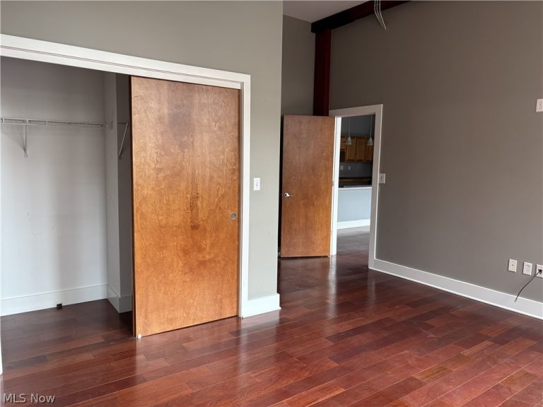 1260 4th Street, Cleveland, OH - Photo 6