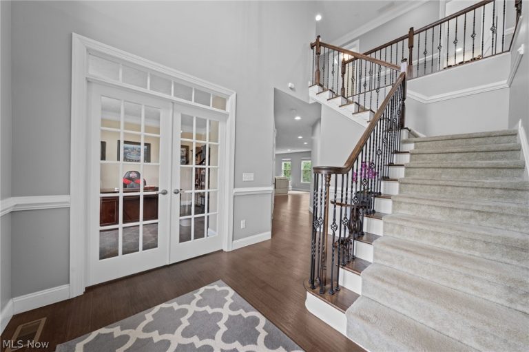 2631 Palmer Lane, Avon, OH - Photo 4