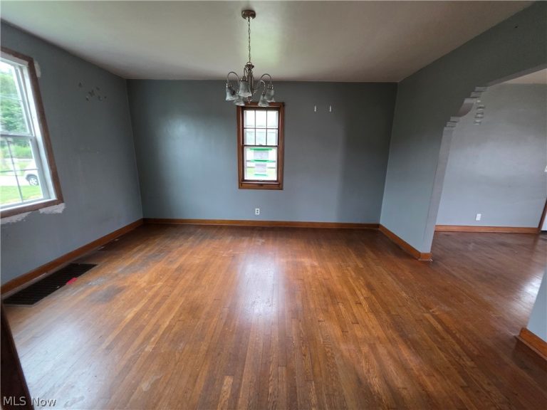 516 Buckeye Street, Tiltonsville, OH - Photo 2