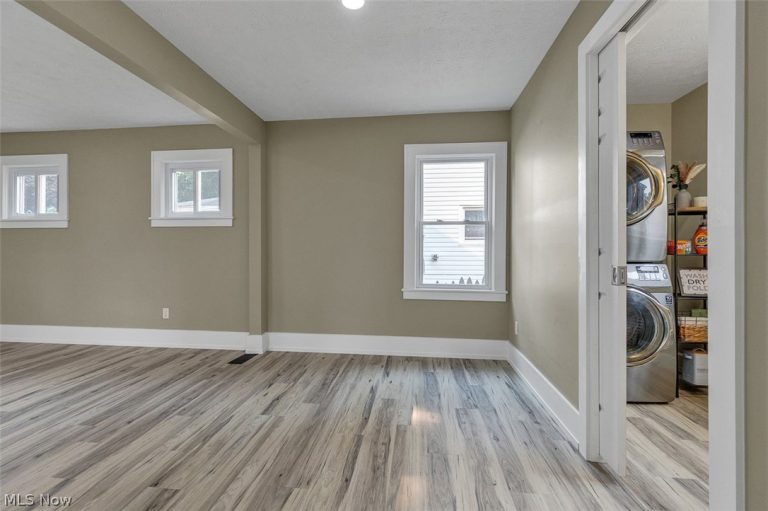 1904 34th Street, Lorain, OH - Photo 8