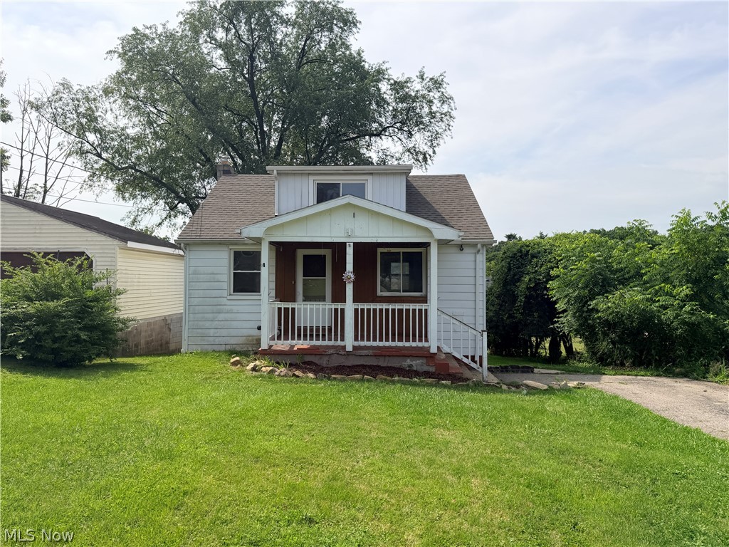 34 Lewis Street, Struthers, OH