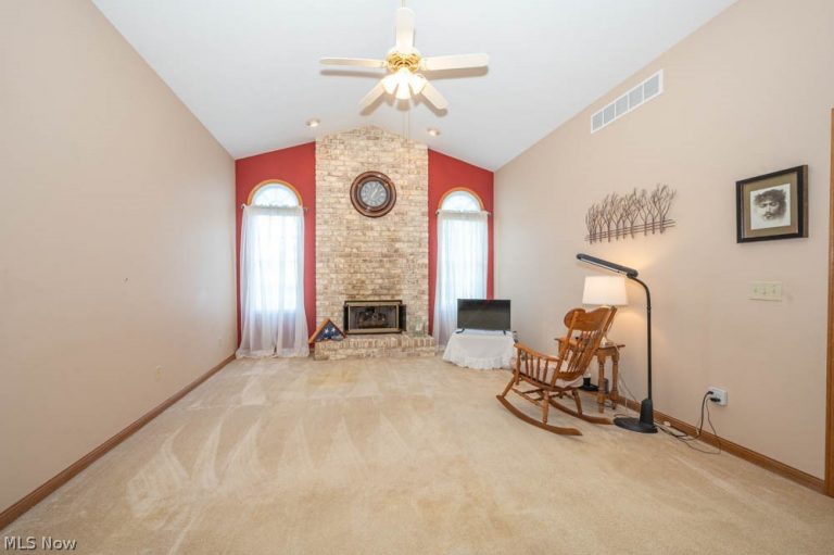 831 Auburn Hills Dr. #A, Boardman, OH - Photo 6