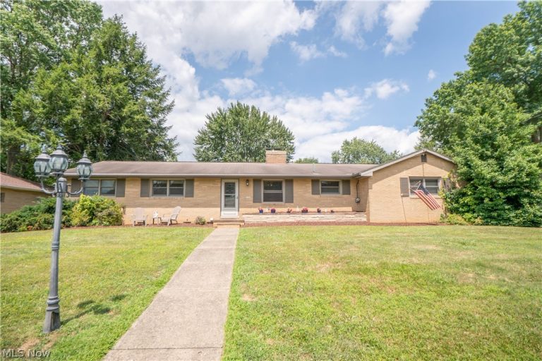 731 Bachtel Street, North Canton, OH, 44720