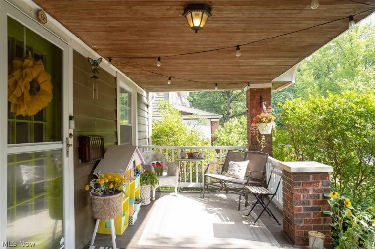 2222 Westminster Road, Cleveland Heights, OH - Photo 3