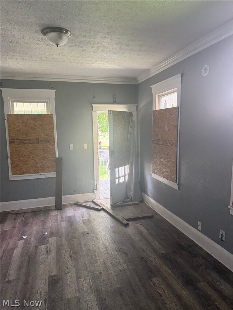 7505 Elton Avenue, Cleveland, OH - Photo 2