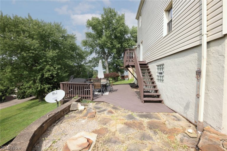 145 N 24th Street, Weirton, WV - Photo 5