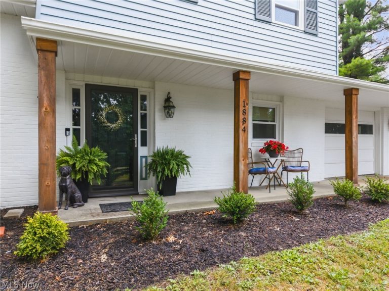 1884 Spring Valley Avenue, Canton, OH - Photo 5