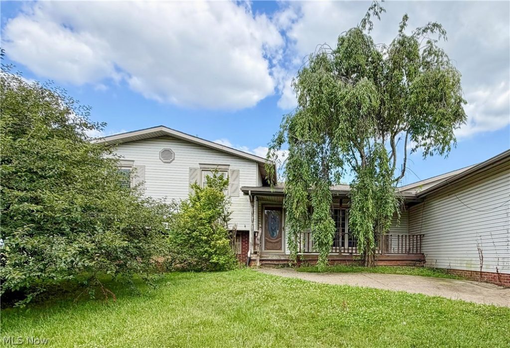 3330 Genoa Avenue, Canton, OH
