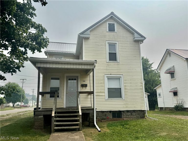 1349 Main Street, Coshocton, OH, 43812