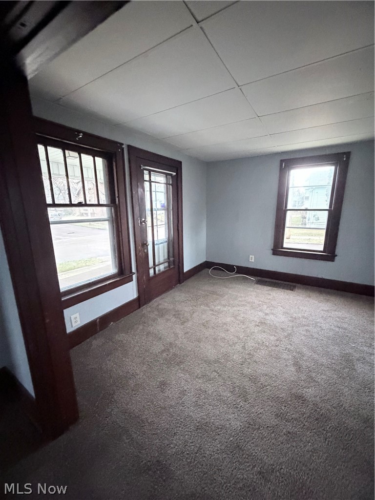 999 Avon Street, Akron, OH - Photo 3